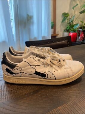 Disney x adidas Stan smith Mickey Mouse shoes 8.5 men